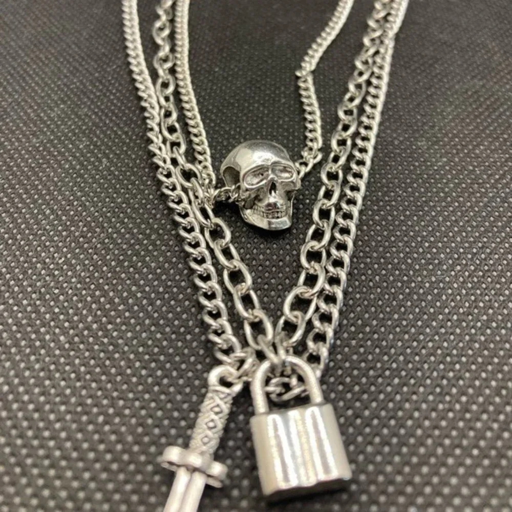 Gothic Skull Necklace Set